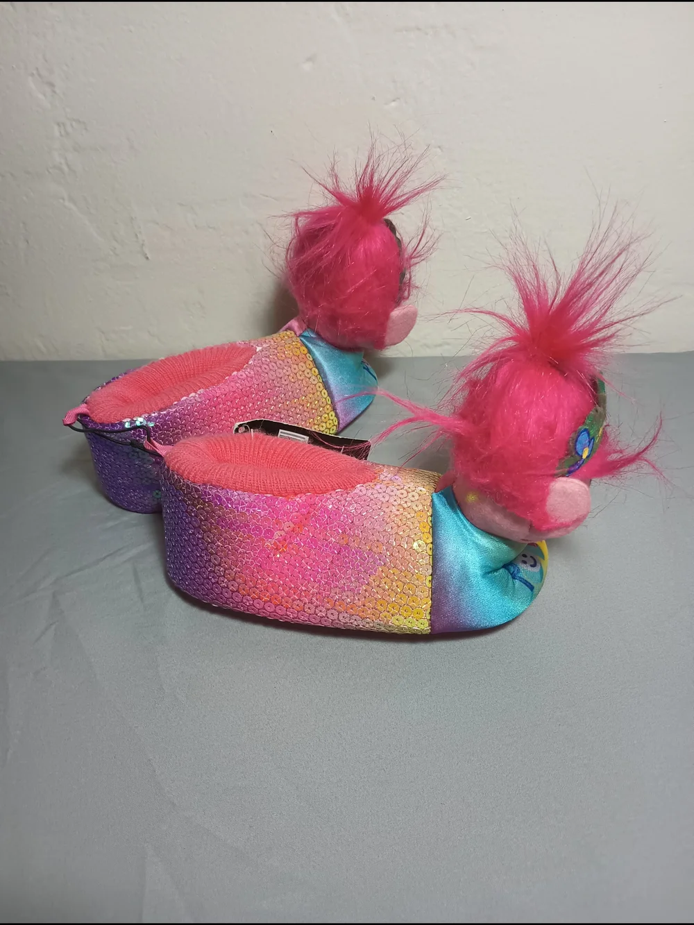 Dreamworks Trolls World Tour Girls' Poppy Slippers